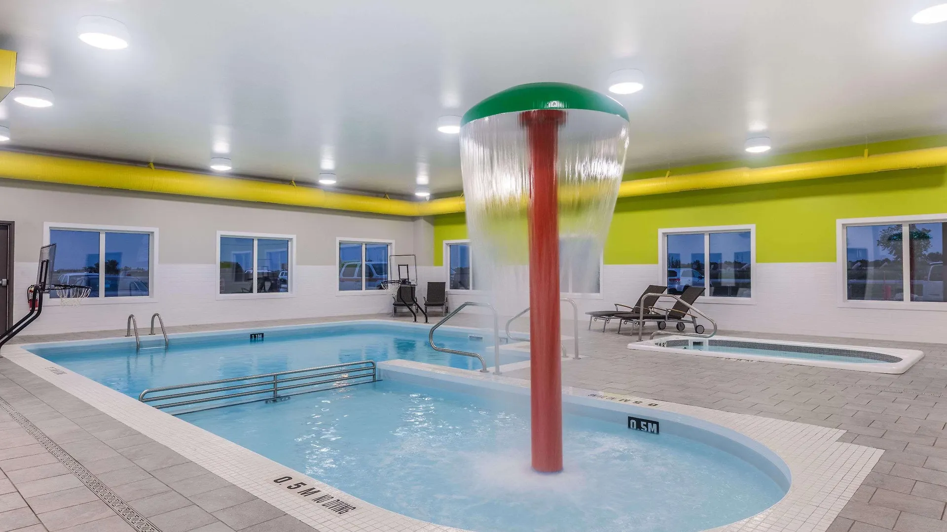 Super 8 By Wyndham Winnipeg East Mb
