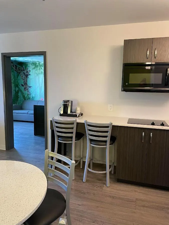 Super 8 By Wyndham Winnipeg East Mb Канада
